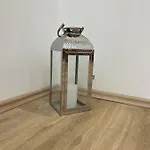Chiara *