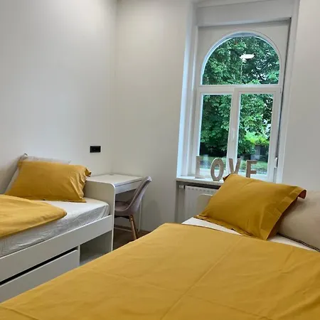 Apartment City Chiara *